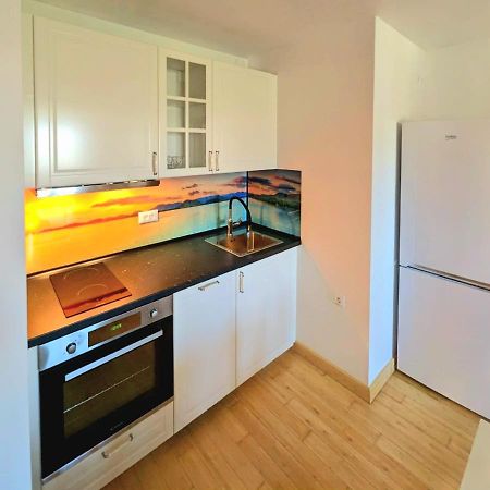 City Apartment Omiš Exteriör bild
