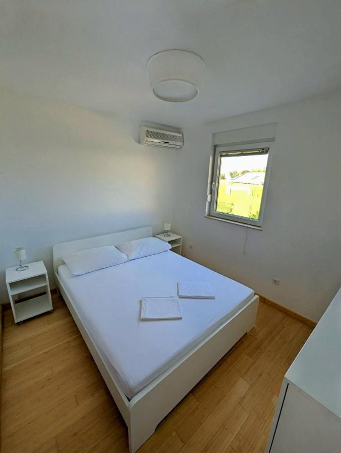 City Apartment Omiš Exteriör bild
